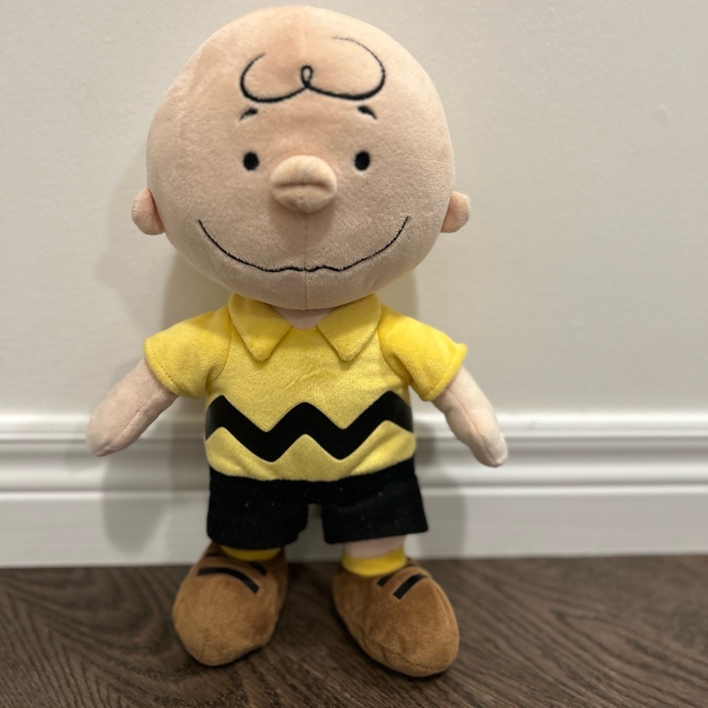 2019 Kohl's Cares For Kids
Peanuts Gang Charlie Brown